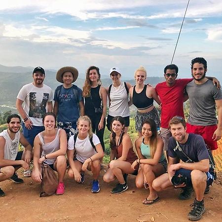 Spicythai Backpackers Chiang Mai Esterno foto