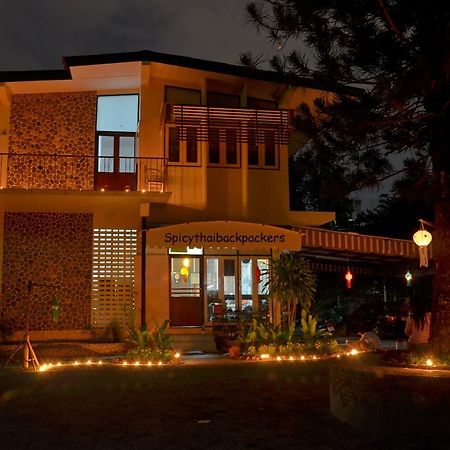 Spicythai Backpackers Chiang Mai Esterno foto