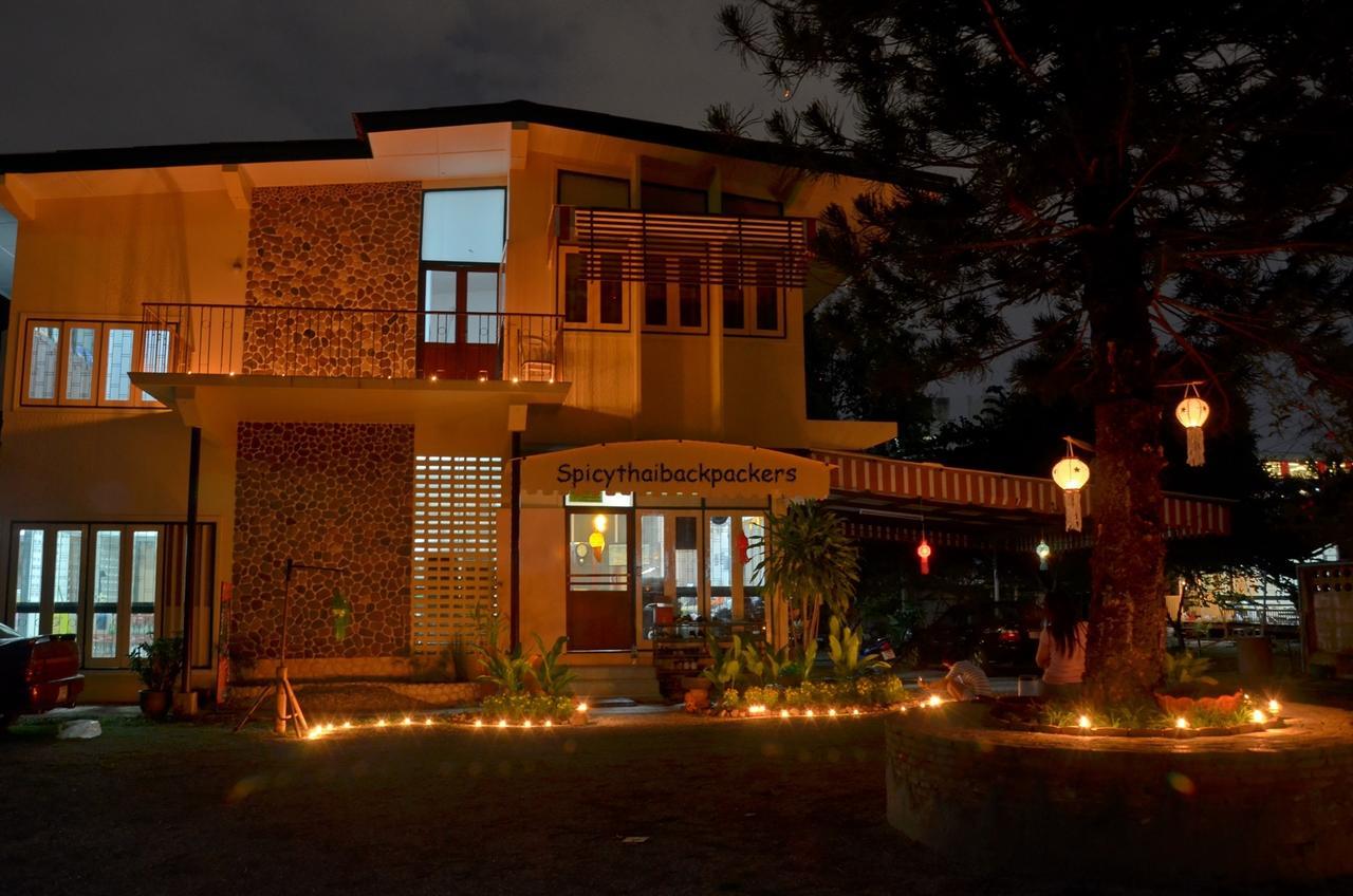 Spicythai Backpackers Chiang Mai Esterno foto